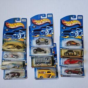 Hot Wheels Toy Car Lot of 12 2001 Ford Roadster Baja Bug Hippie Mobiles
